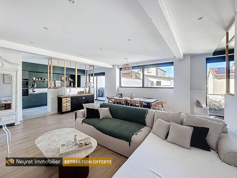 Appartement - 135 m² - 5 pièces