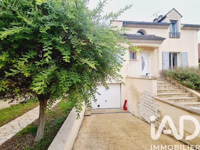 Maison - 126 m² - 6 pièces