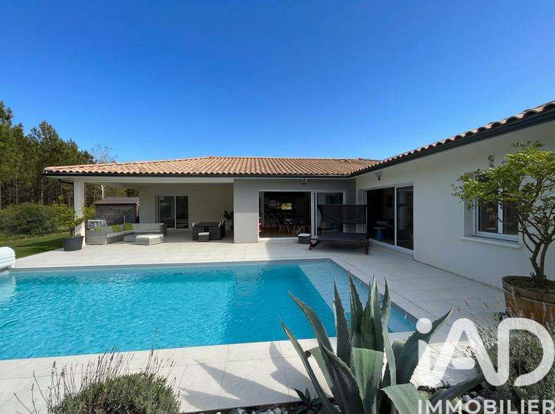 Maison - 163 m² - 6 pièces