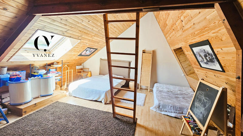 Maison - 149 m² - 6 pièces