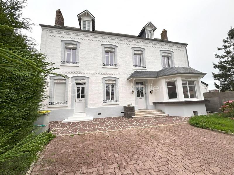 Maison de maîtres - 160 m² - 6 pièces