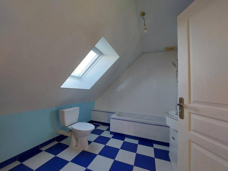 Maison traditionnelle - 92 m² - 4 pièces