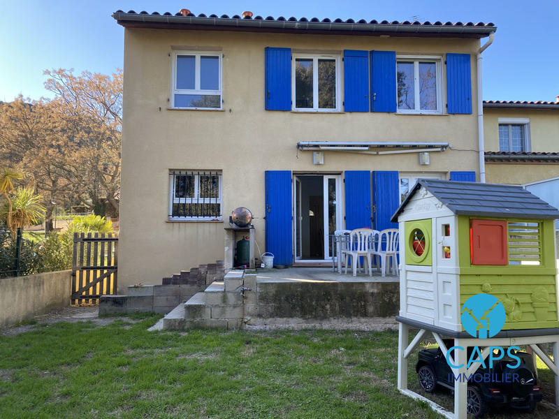 Maison - 90 m² - 5 pièces