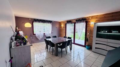 Maison - 185 m² - 6 pièces