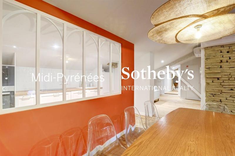 Corps de ferme - 600 m² - 14 pièces