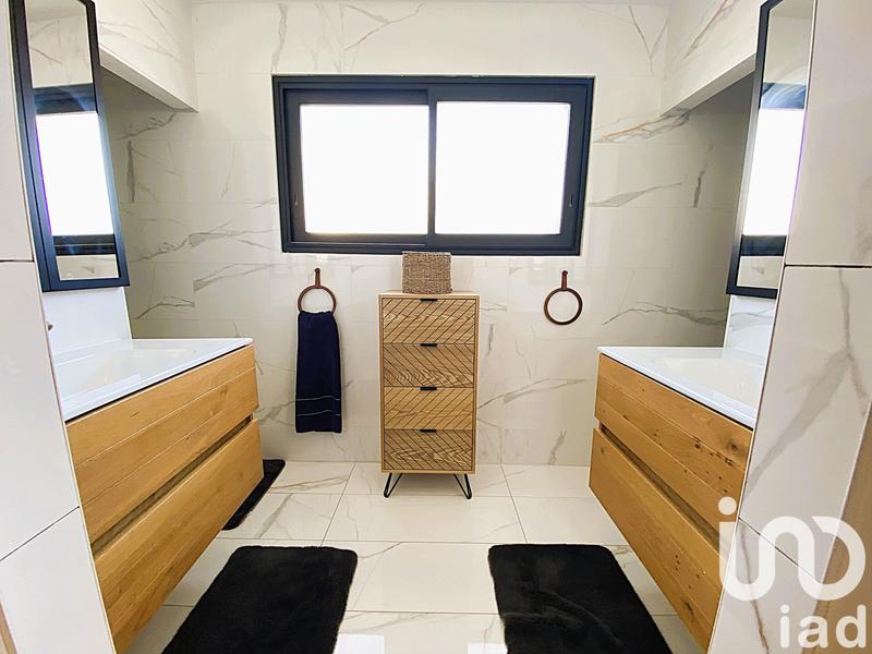 Maison de maîtres - 238 m² - 5 pièces