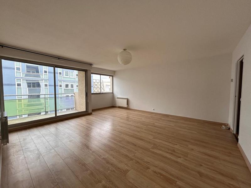 Appartement - 100 m² - 4 pièces