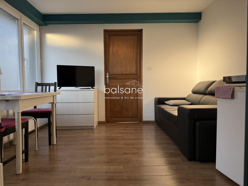 Maison - 242 m² - 6 pièces