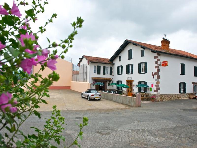 Kantu baskaria : repas chanté