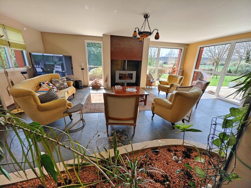 Maison - 332 m² - 9 pièces