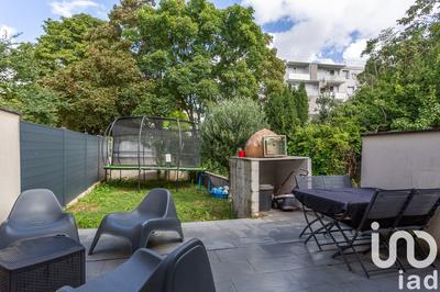 Maison - 104 m² - 4 pièces