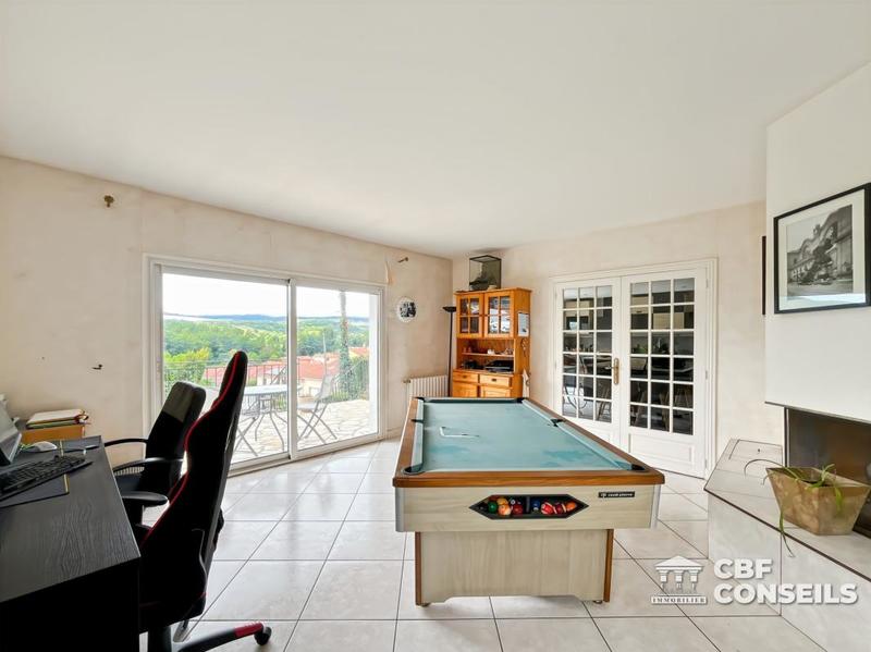 Villa - 206 m² - 7 pièces