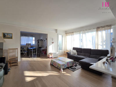 Maison traditionnelle - 125 m² - 6 pièces