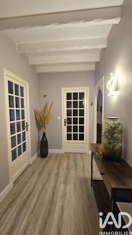 Maison - 151 m² - 8 pièces