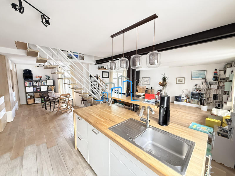 Appartement - 94 m² - 4 pièces