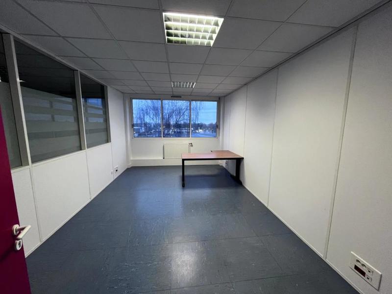 Bureau - 21 m² - 1 pièce