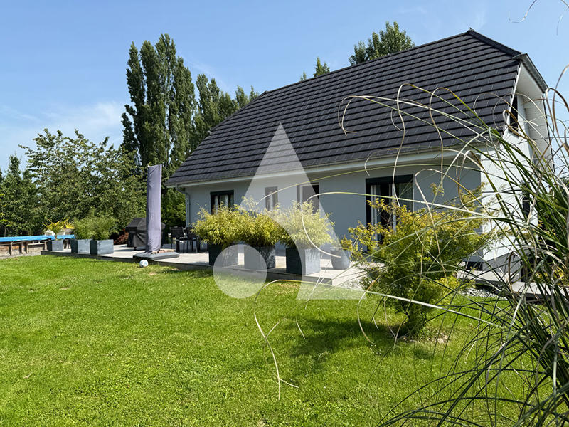 Maison - 104 m² - 5 pièces