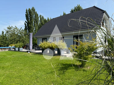 Maison - 104 m² - 5 pièces