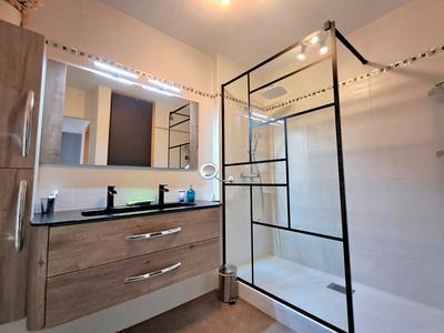 Appartement - 92 m² - 4 pièces