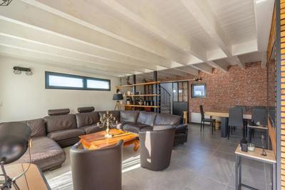 Maison - 151 m² - 8 pièces