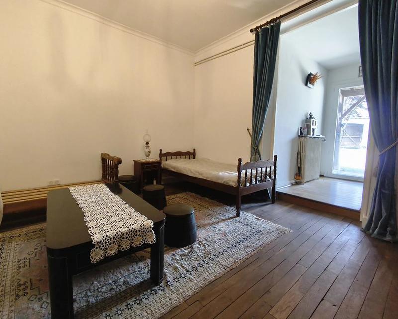 Maison - 316 m² - 9 pièces