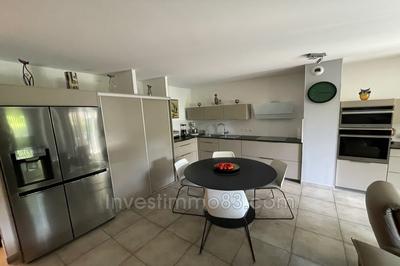 Appartement - 87 m² - 4 pièces