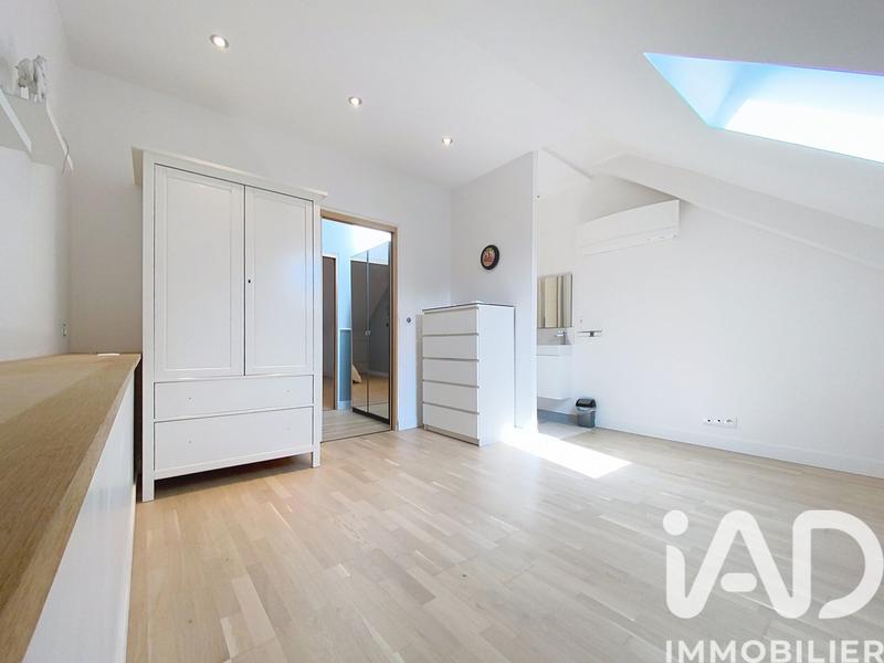 Maison - 180 m² - 5 pièces