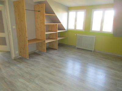 Maison - 76 m² - 4 pièces