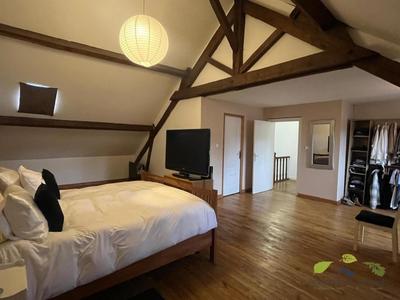 Maison - 206 m² - 10 pièces