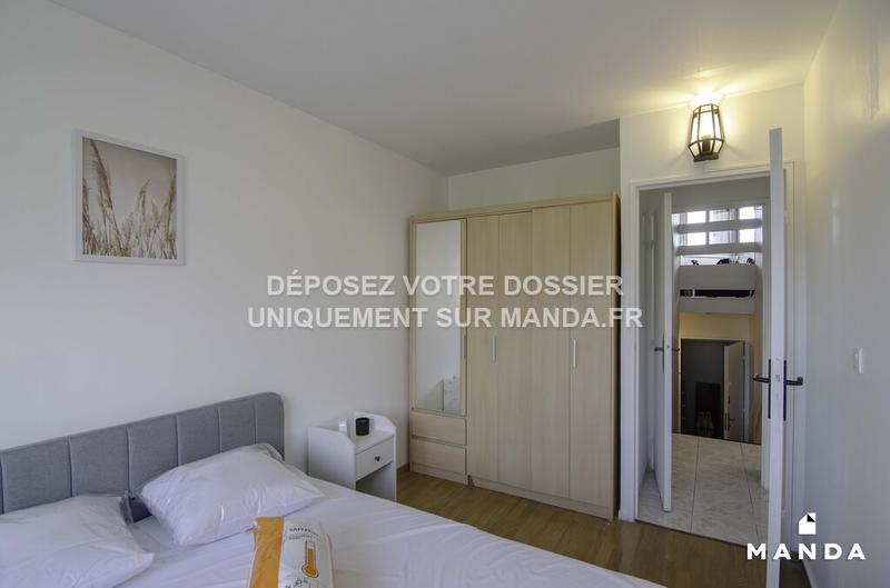 Chambre - 10 m² - 5 pièces