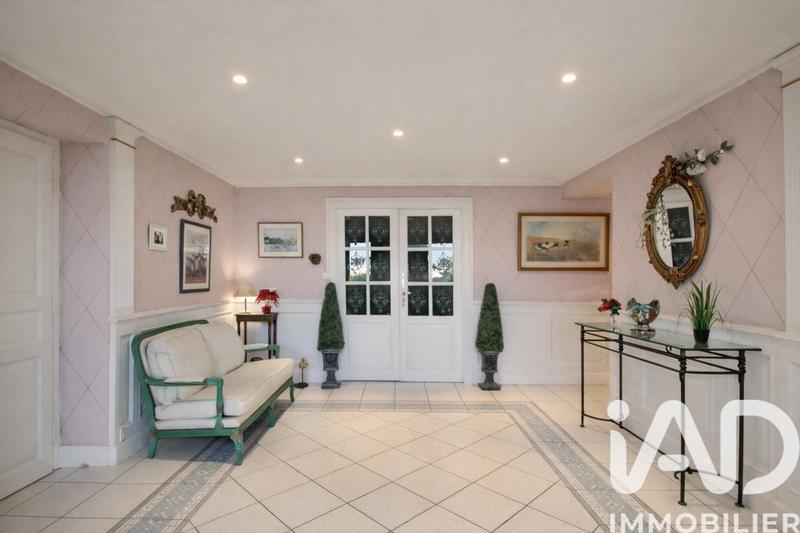 Maison - 296 m² - 10 pièces