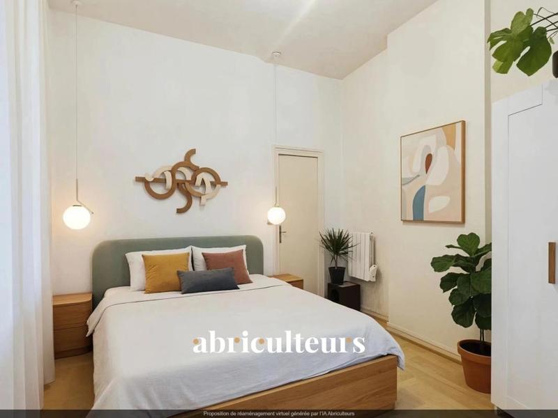 Appartement ancien - 68 m² - 4 pièces