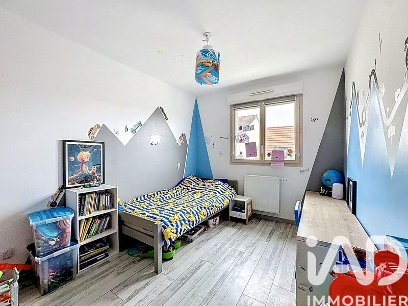 Maison - 95 m² - 5 pièces