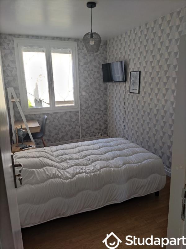 Chambre - 9 m² - 1 pièce