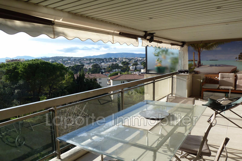 Appartement - 110 m² - 4 pièces