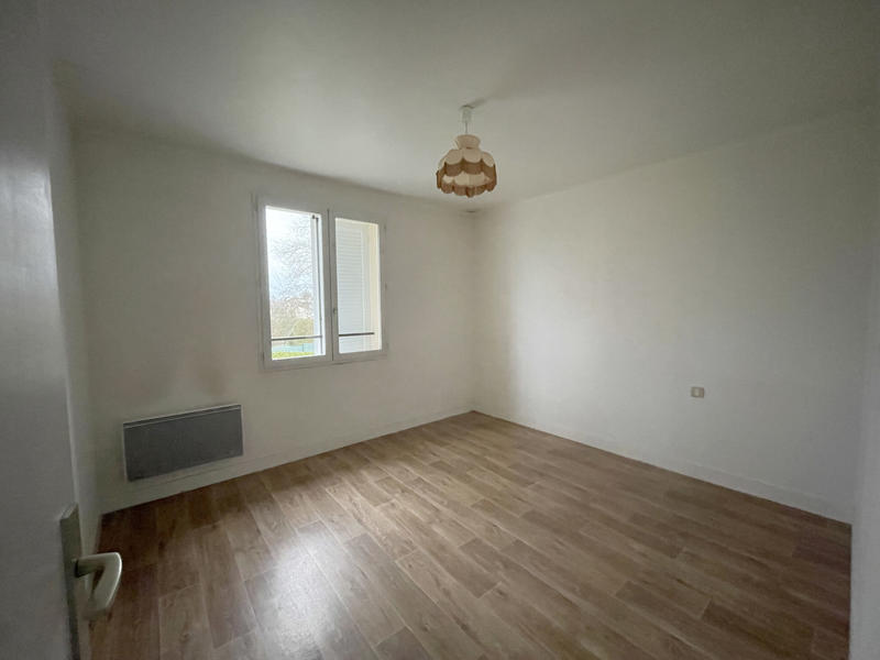 Maison - 93 m² - 4 pièces