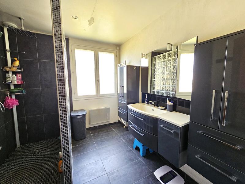 Maison - 149 m² - 7 pièces