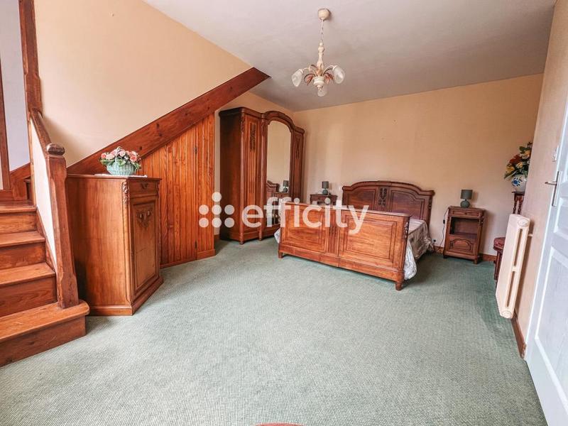 Maison - 150 m² - 8 pièces