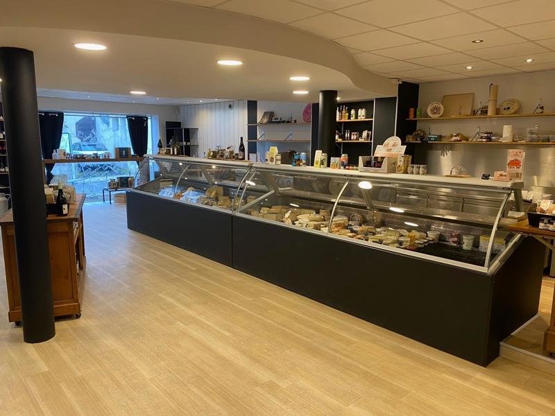 Local commercial - 127 m²