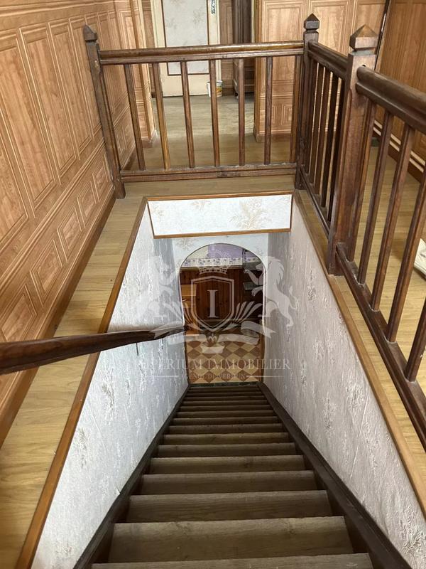 Maison de village - 267 m² - 7 pièces