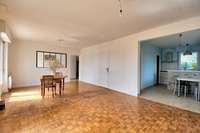 Maison - 180 m² - 6 pièces