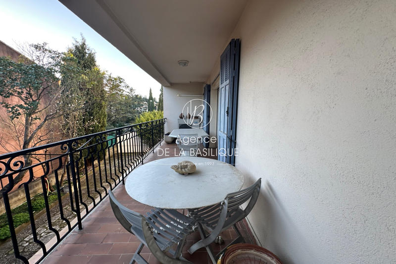 Maison - 200 m² - 6 pièces