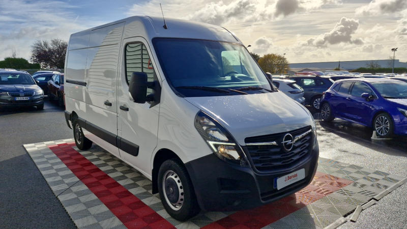 Opel Movano Fourgon f3300 l2h2 135 ch biturbo