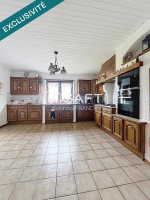 Maison - 110 m² - 5 pièces