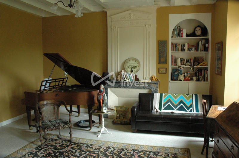 Maison ancienne - 240 m² - 7 pièces