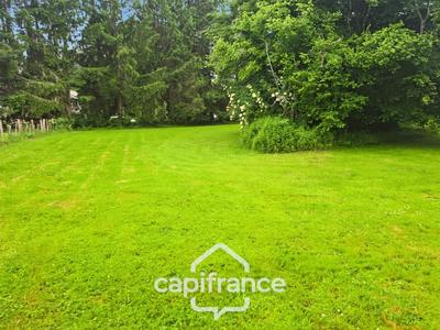 Maison - 111 m² - 9 pièces