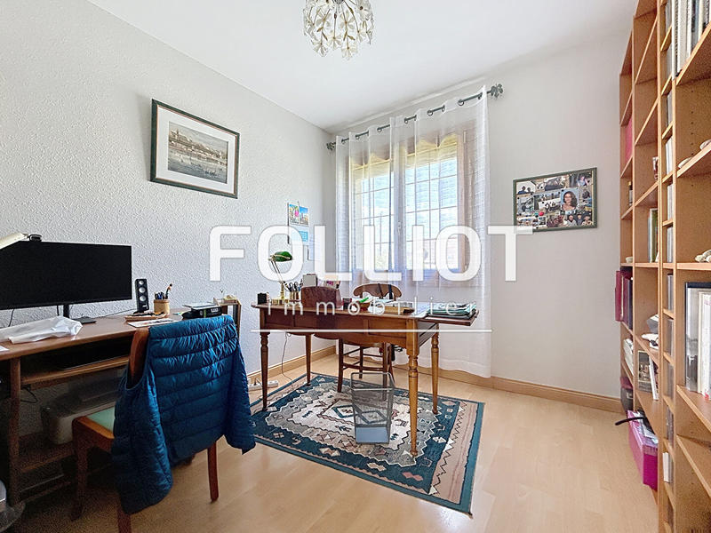 Maison - 170 m² - 7 pièces