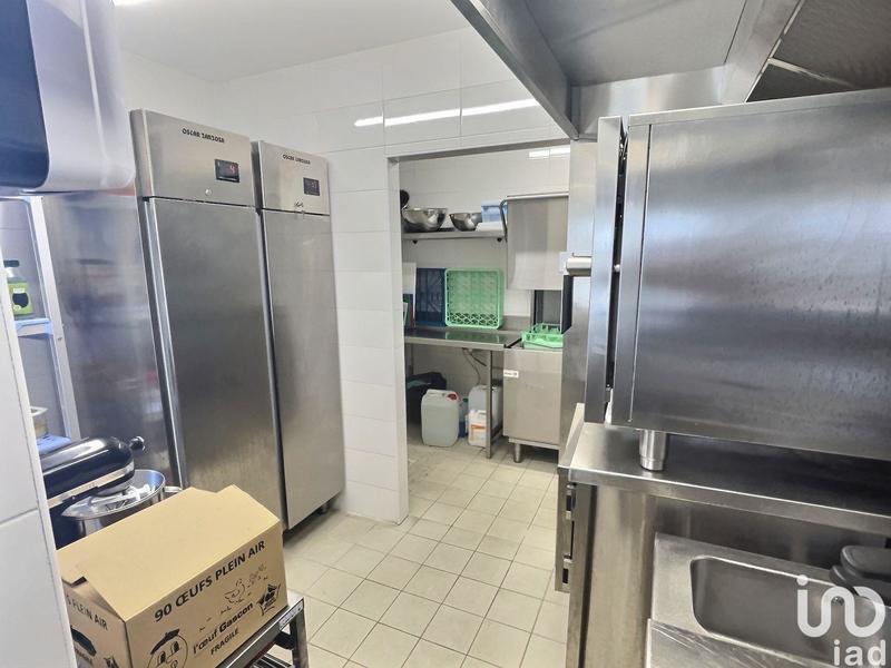 Local commercial - 127 m²