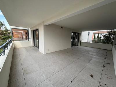 Appartement - 76 m² - 3 pièces