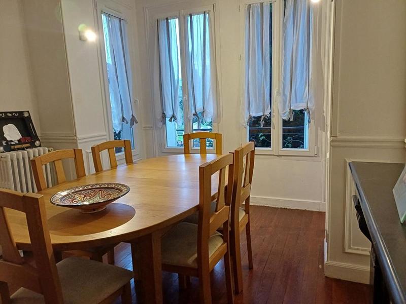 Propriété - 182 m² - 8 pièces